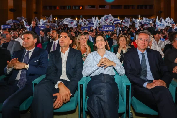 GIUSEPPE CONTE, PRESIDENTE M5S, CATERINA, MOGLIE DI ALESSANDRO ONORATO, ELLY SCHLEIN, SEGRETARIA PD, GAETANO MANFREDI, SINDACO DI NAPOLI GIUSEPPE CONTE, PRESIDENTE M5S, CATERINA, MOGLIE DI ALESSANDRO ONORATO, ELLY SCHLEIN, SEGRETARIA PD, GAETANO MANFREDI, SINDACO DI NAPOLI