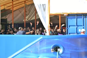 La destra e la contraddizione con i migranti: prometteva di fermare l’immigrazione ma ha firmato il decreto flussi più grande La destra e la contraddizione con i migranti: prometteva di fermare l’immigrazione ma ha firmato il decreto flussi più grande