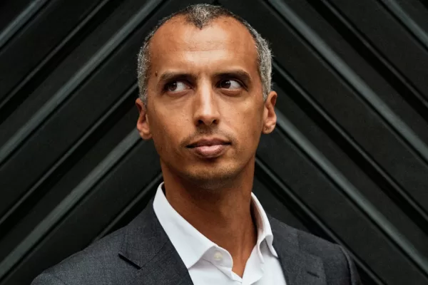 L’ex ministro danese Mattias Tesfaye lancia l’appello ai socialdemocratici: “L’immigrazione va controllata, bisogna vivere nel mondo reale”