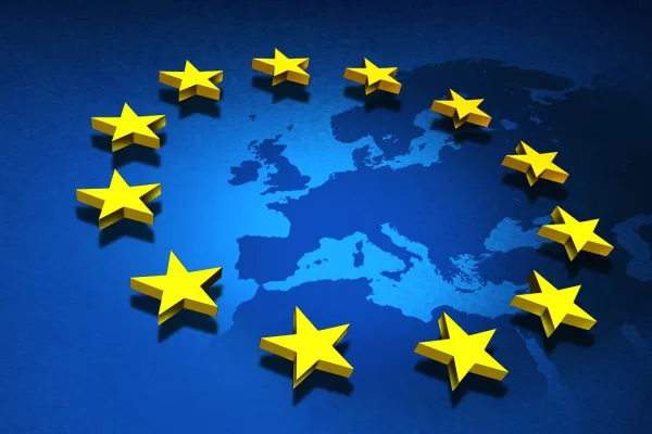 L’Ue deve cambiare prima che siano i suoi nemici a cannibalizzare la democrazia