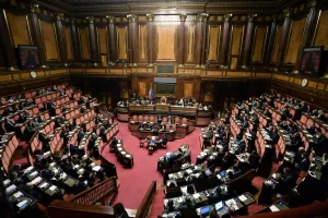 Voto finale sulla legge elettorale. Ma la Corte Costituzionale può fermare la riforma Voto finale sulla legge elettorale. Ma la Corte Costituzionale può fermare la riforma