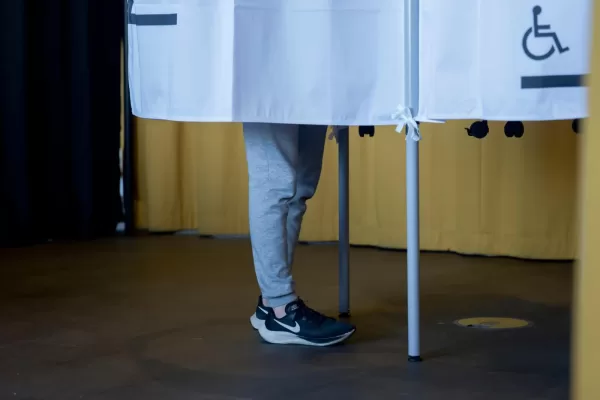 Svizzera, il referendum sulla neutralità e la frattura della destra europea su Mosca Svizzera, il referendum sulla neutralità e la frattura della destra europea su Mosca
