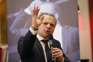 CATENO DE LUCA, POLITICO CATENO DE LUCA, POLITICO