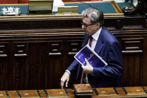 Il ministro dell’Economia Giancarlo Giorgetti durante la discussione sul Documento programmatico di finanza pubblica alla Camera dei deputati, Roma, Martedì 13 ottobre 2026 (Foto Roberto Monaldo / LaPresse)
Economy minister Giancarlo Giorgetti in the Chamber of deputies during the debate on the Public finance planning document, Rome, Tuesday, October 13, 2026 (Photo by Roberto Monaldo / LaPresse) Il ministro dell’Economia Giancarlo Giorgetti durante la discussione sul Documento programmatico di finanza pubblica alla Camera dei deputati, Roma, Martedì 13 ottobre 2026 (Foto Roberto Monaldo / LaPresse)
Economy minister Giancarlo Giorgetti in the Chamber of deputies during the debate on the Public finance planning document, Rome, Tuesday, October 13, 2026 (Photo by Roberto Monaldo / LaPresse)