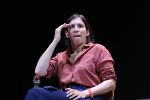 ELLY SCHLEIN, SEGRETARIA PD ELLY SCHLEIN, SEGRETARIA PD