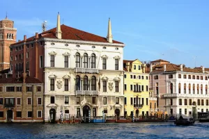 Il Veneto brinda all’autonomia ma il bicchiere è pieno a metà